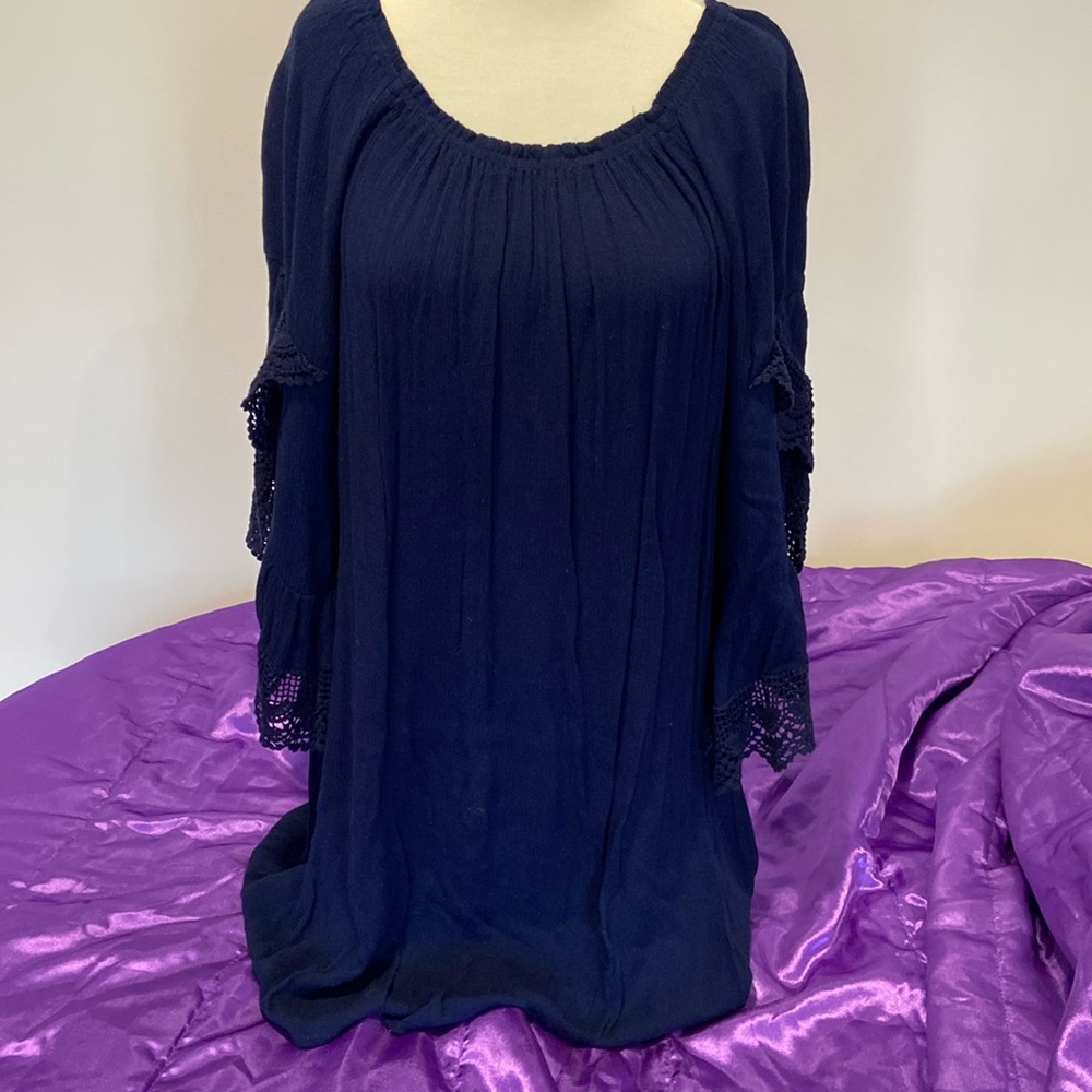 NWOT—Bailey blue blouse